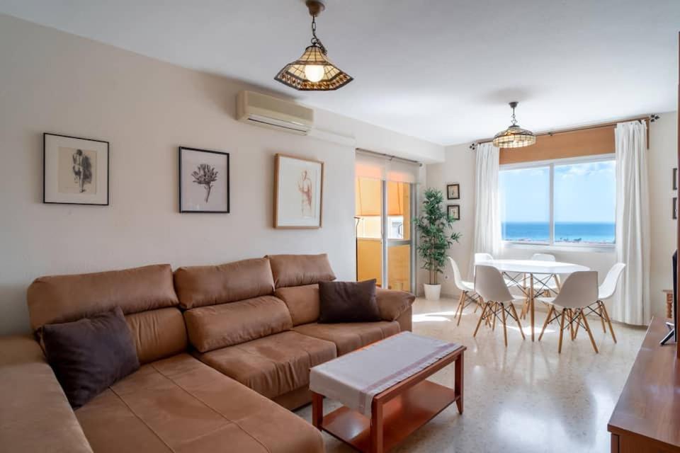 Апартаменти Desayuno Con Vistas, Parking Privado Terraza La Cala Del Moral Екстер'єр фото